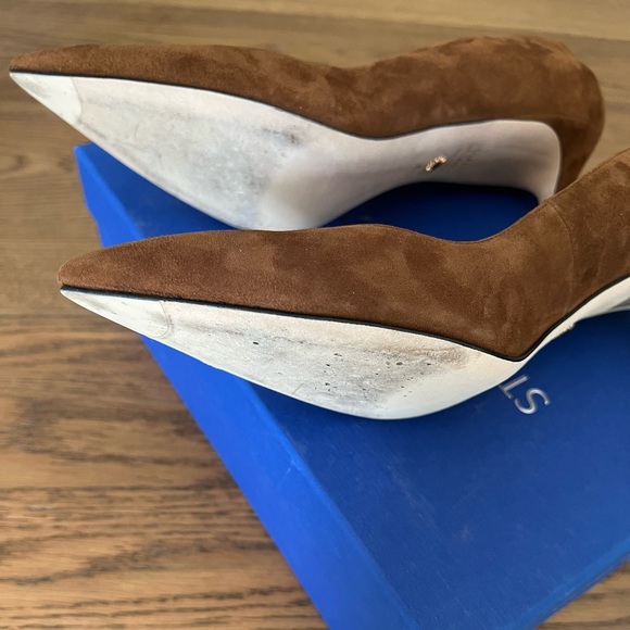 Stuart Weitzman Size 8 Suede Pumps - Picture 5 of 8